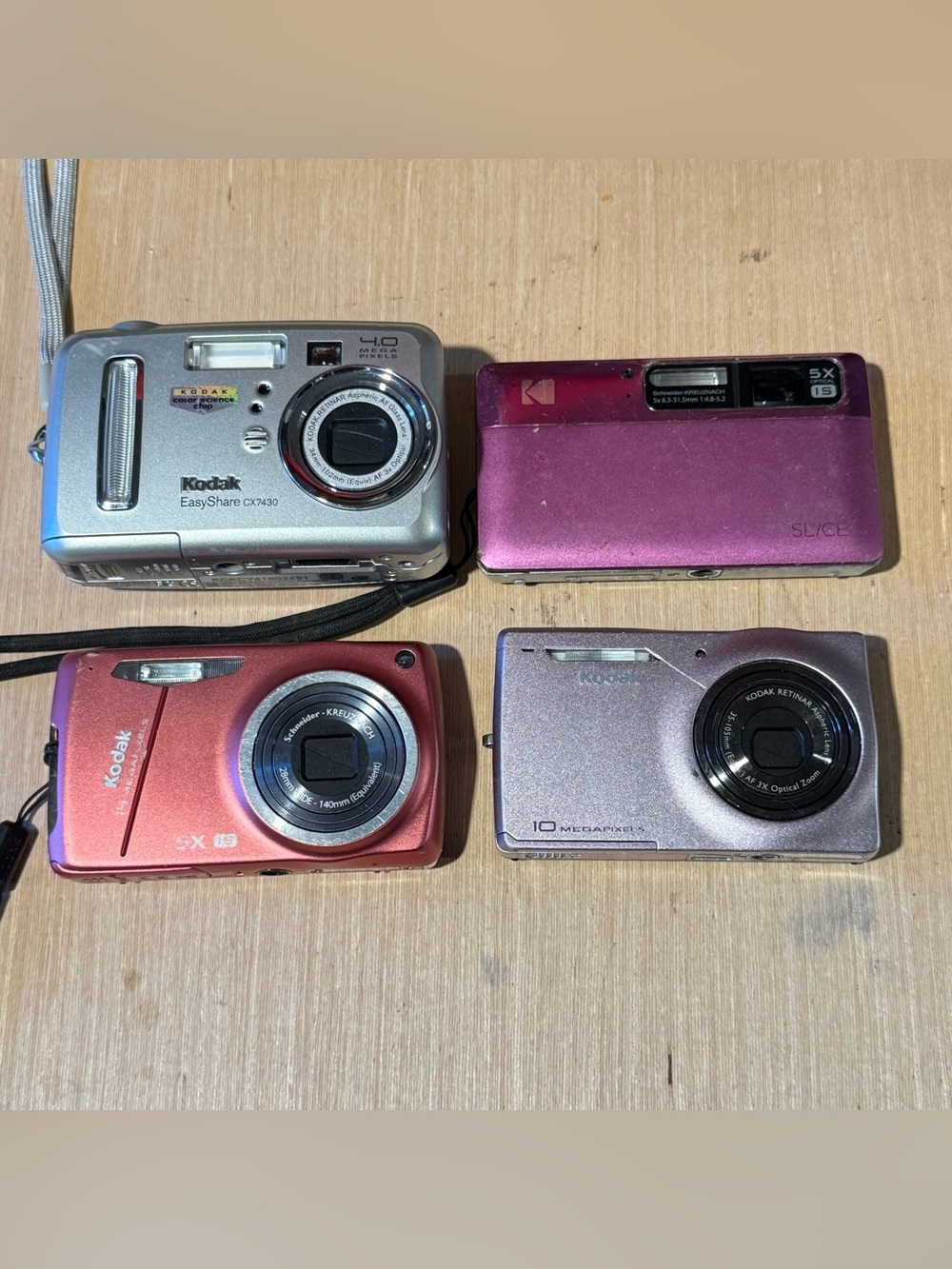 Lot of 4 Kodak Digital Cameras BROKEN “Parts/Repair”Buy As Is Read Info Below!